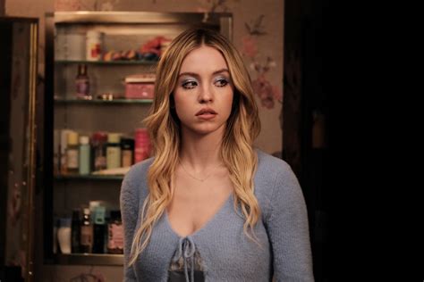 cassie euphoria titties|Sydney Sweeney’s Bra Size: My Best Guess (I’ll Tell You Why)